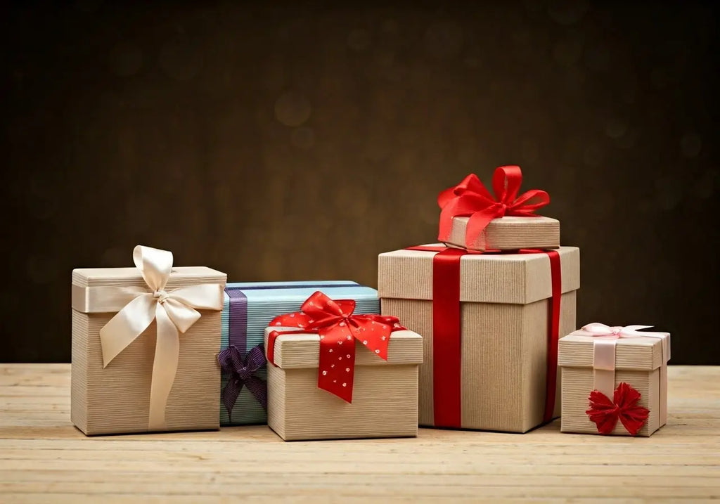 Where to Find Unique Engagement Party Gifts for Bridesmaids?