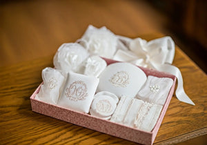 15 Monogrammed Treasures for Your Perfect Bridal Boxes Subscription