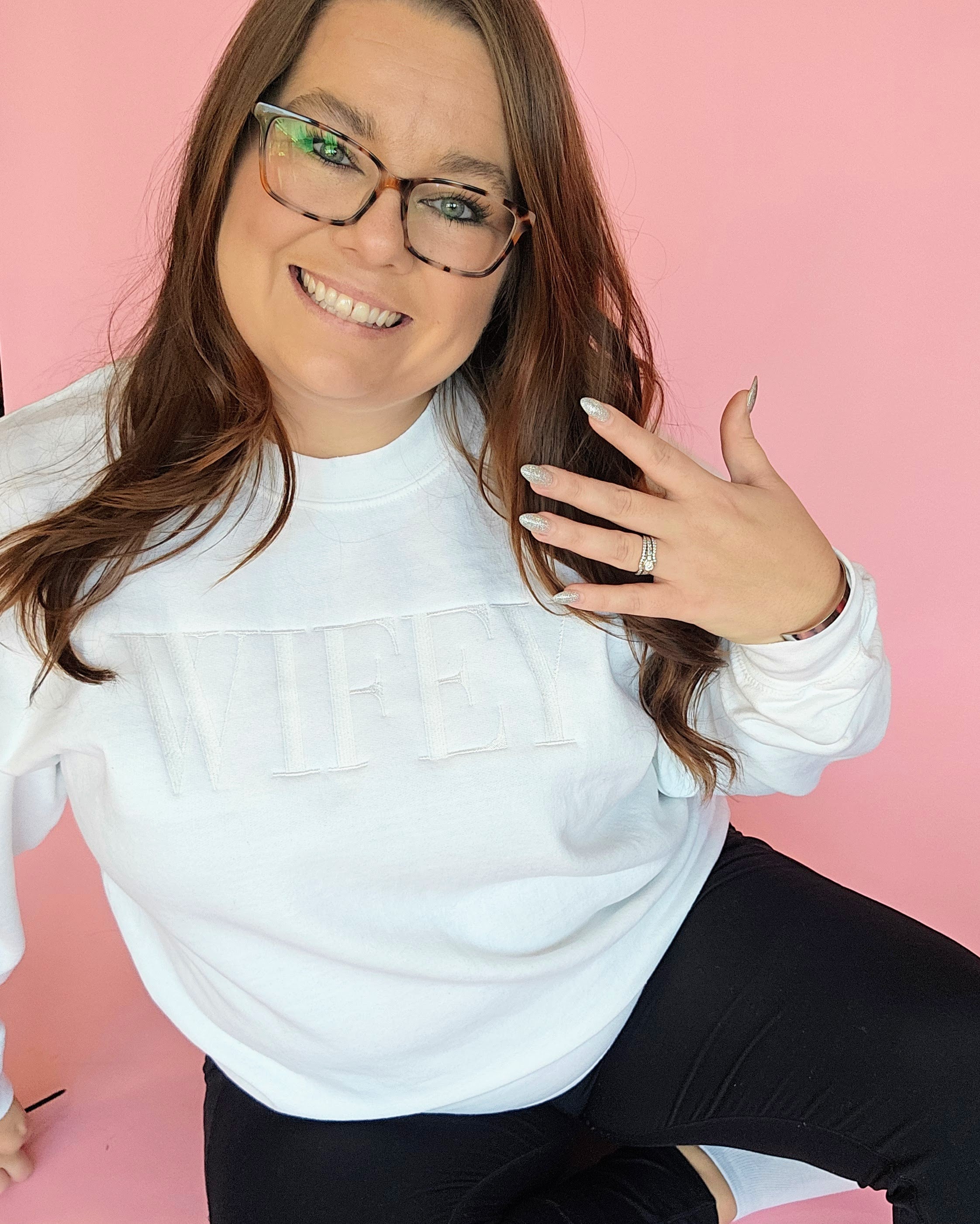 WIFEY Embroidered Pullover Sweatshirt