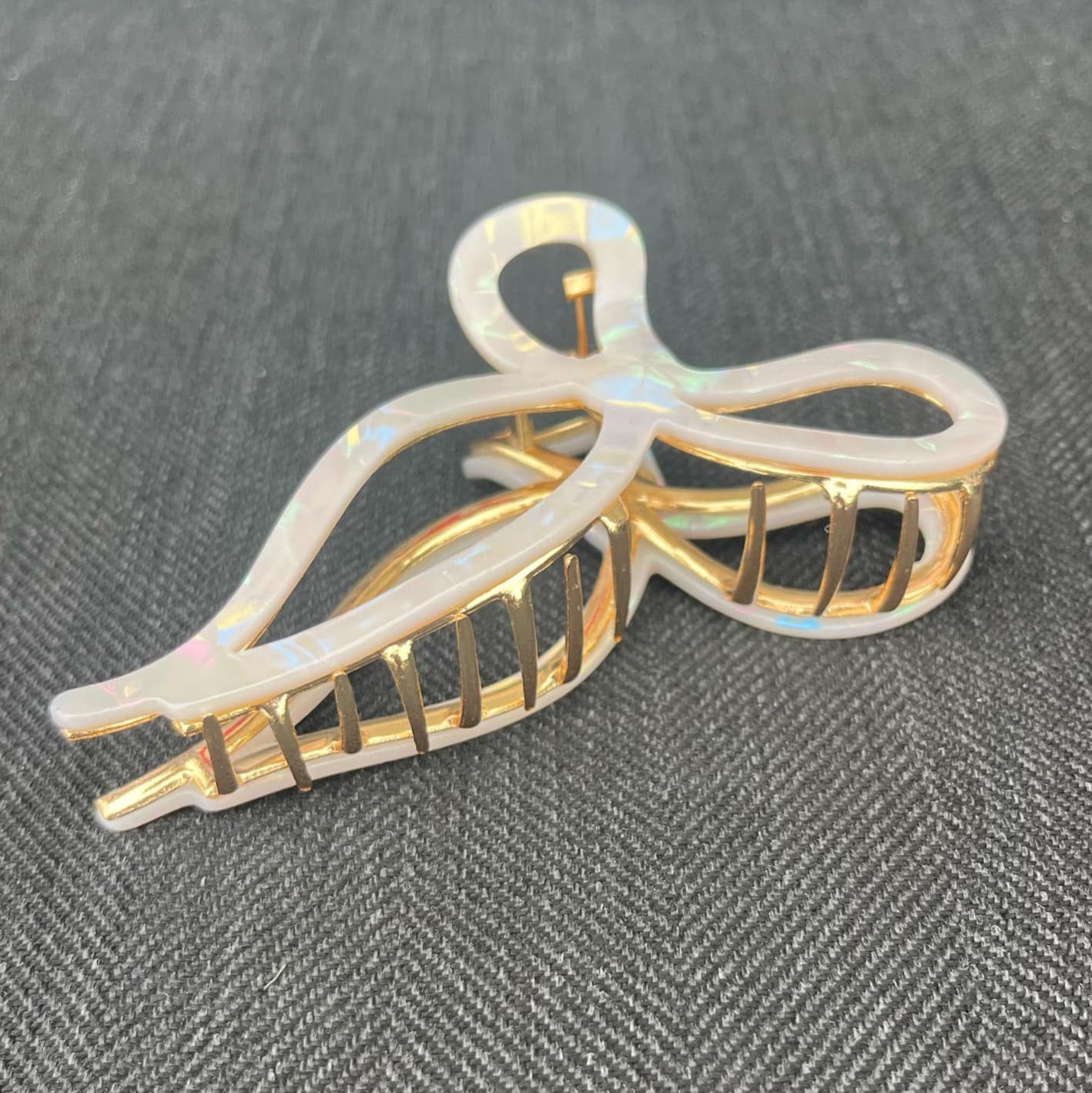 Elegant Bow Hair Clip