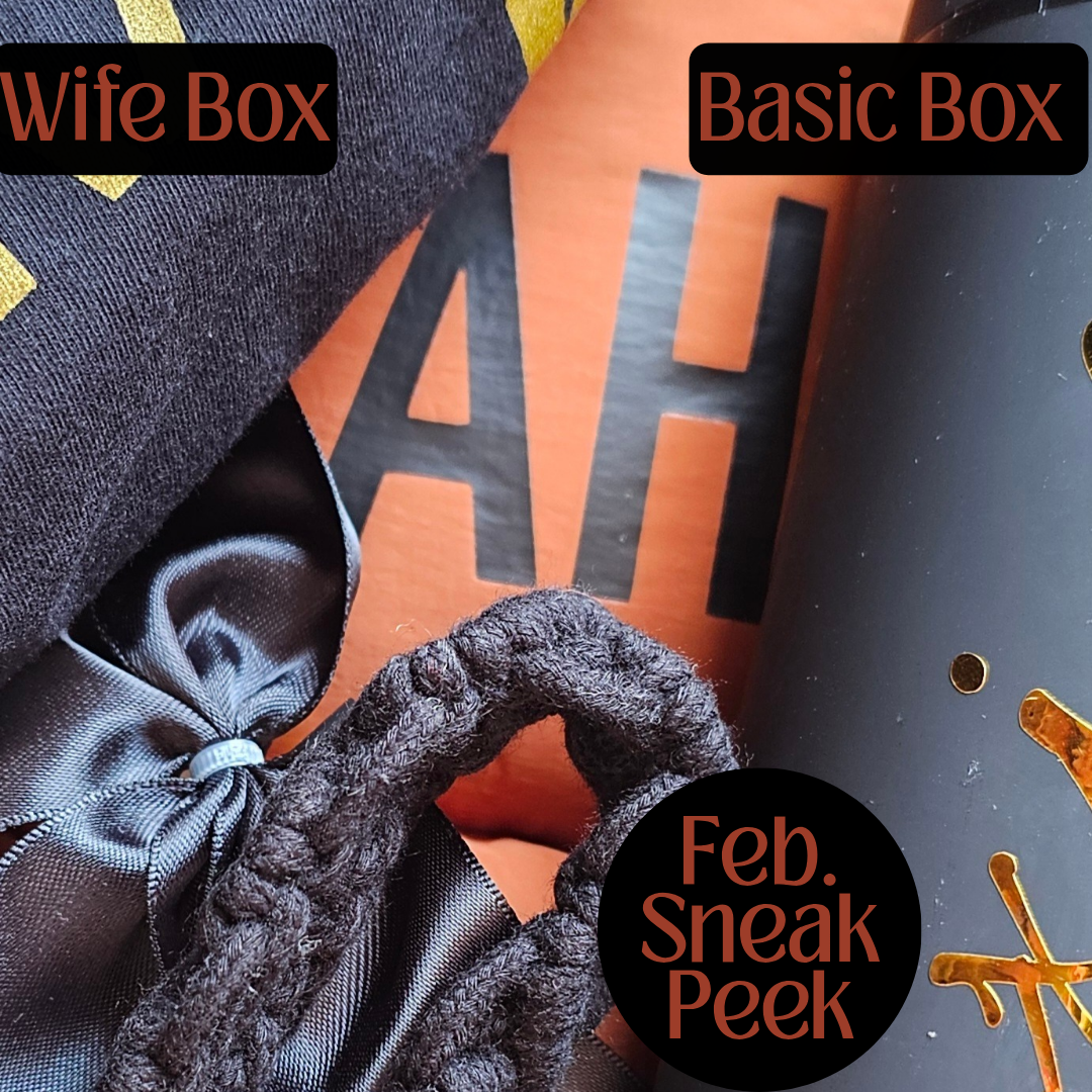 The Monogrammed Wife - BASIC BOX